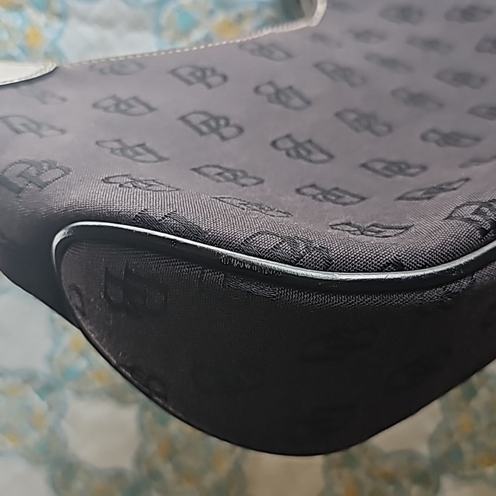 VTG Dooney & Bourke Black Monogram Signature Canvas & Leather Hobo Shoulder Bag - Picture 12 of 16